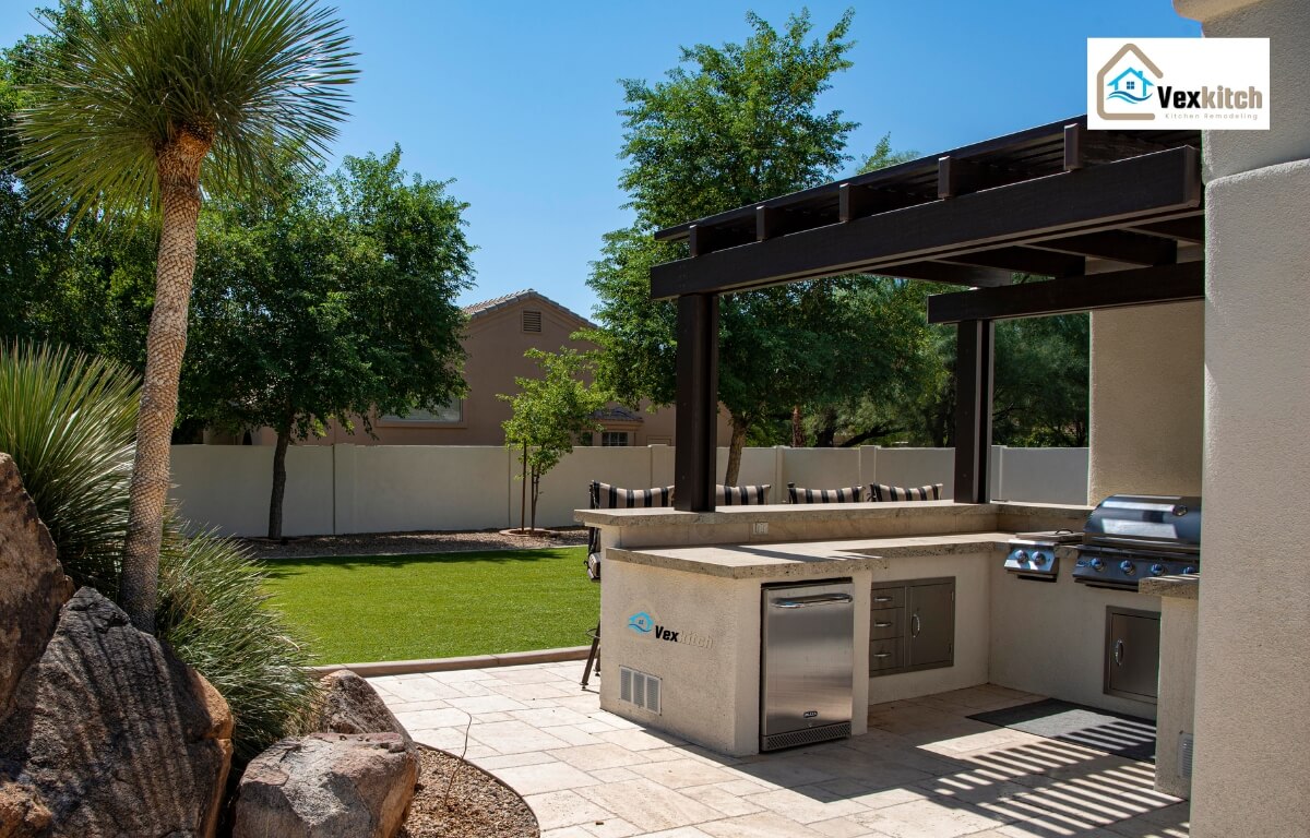 A modern design of Custom Outdoor Kitchen